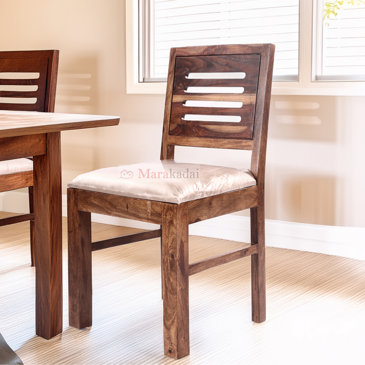 JACKSON CUSHION CHAIR