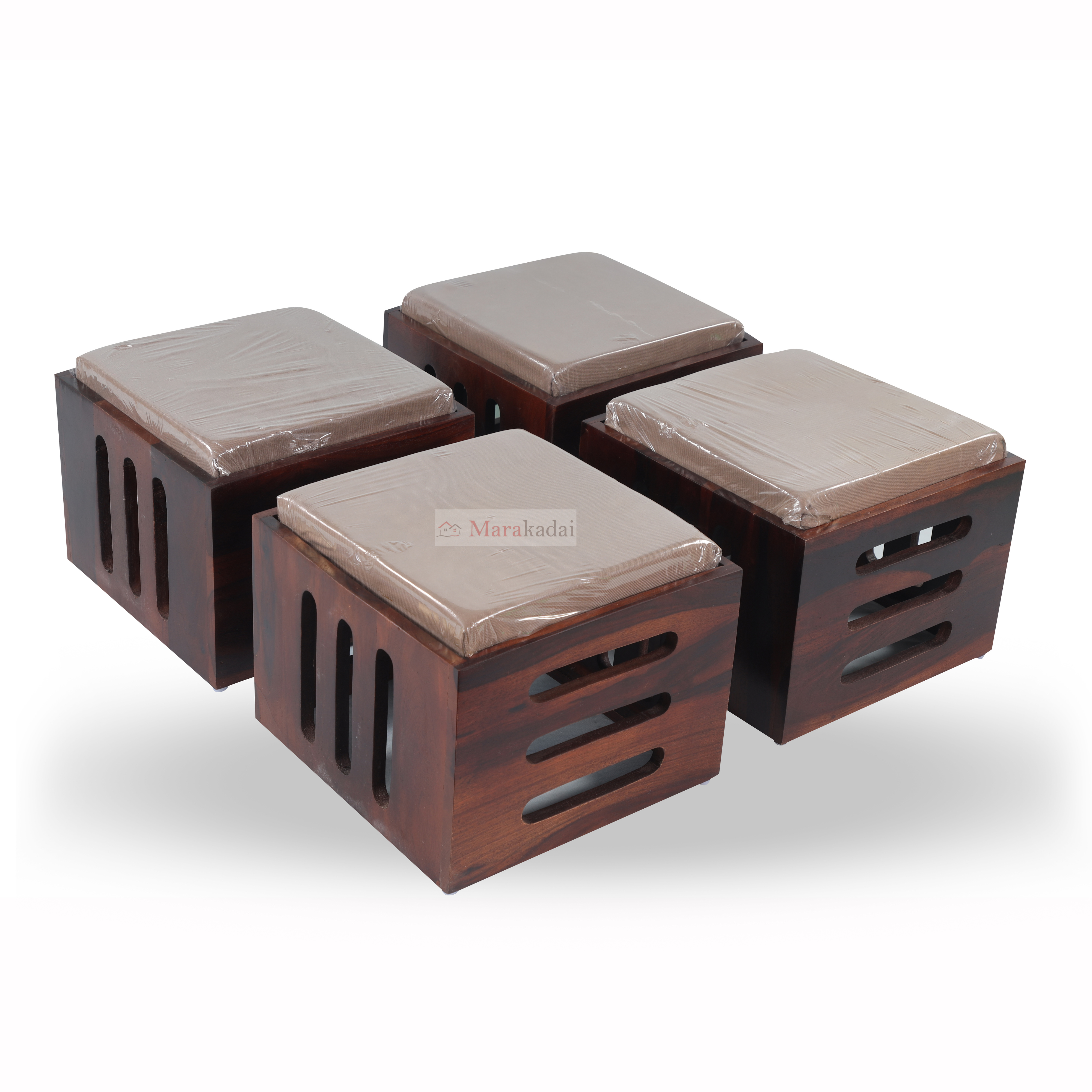 capsual 4 stool coffee table