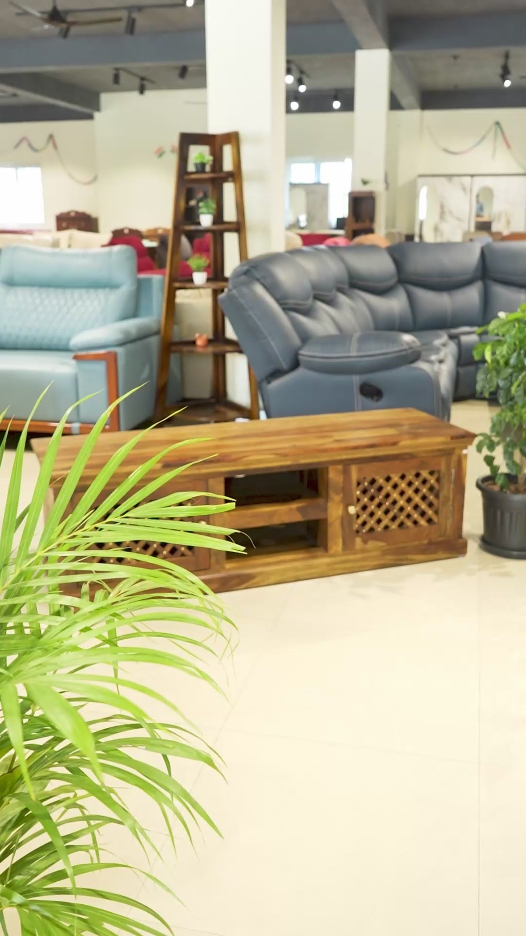Eliston Tv Stand